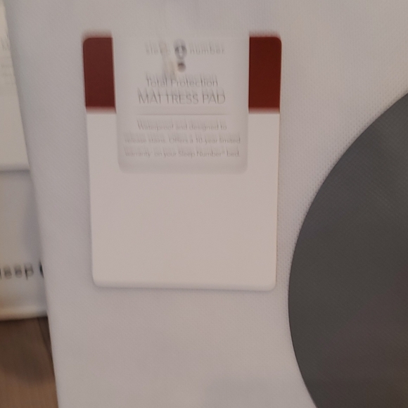 Sleep Number Split Cal King Adjustable - Bundle - Picture 2 of 5